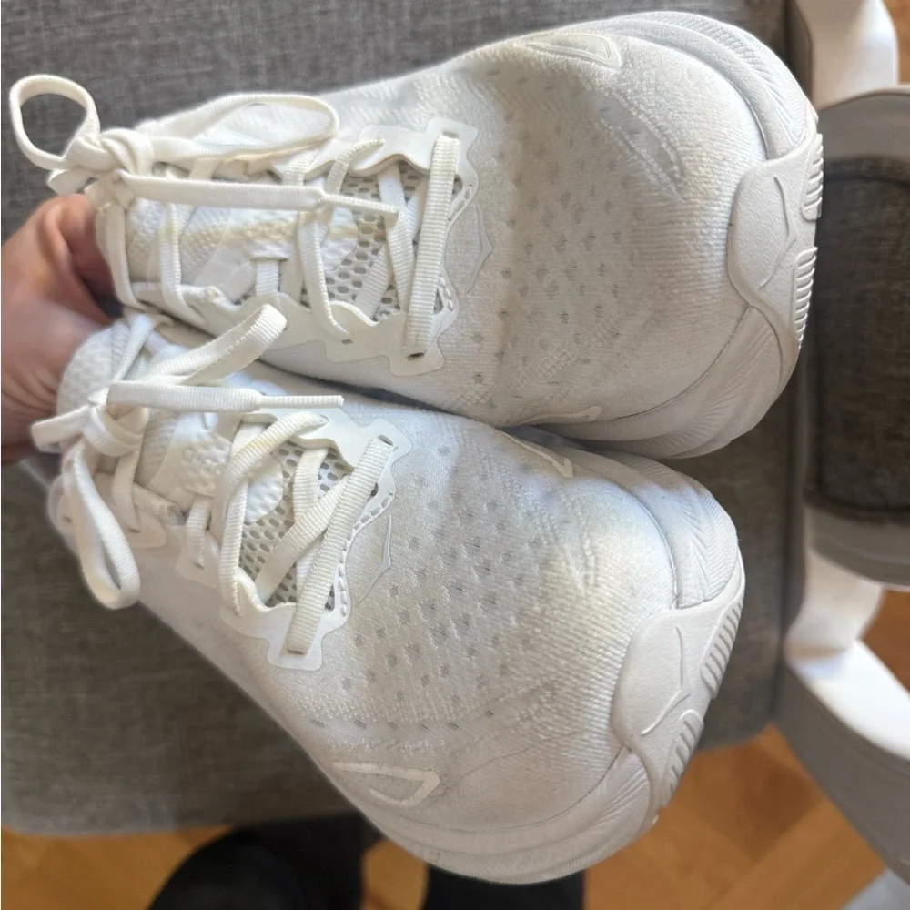 White Hoka Clifton 9 - Womens - Picture 7 of 10